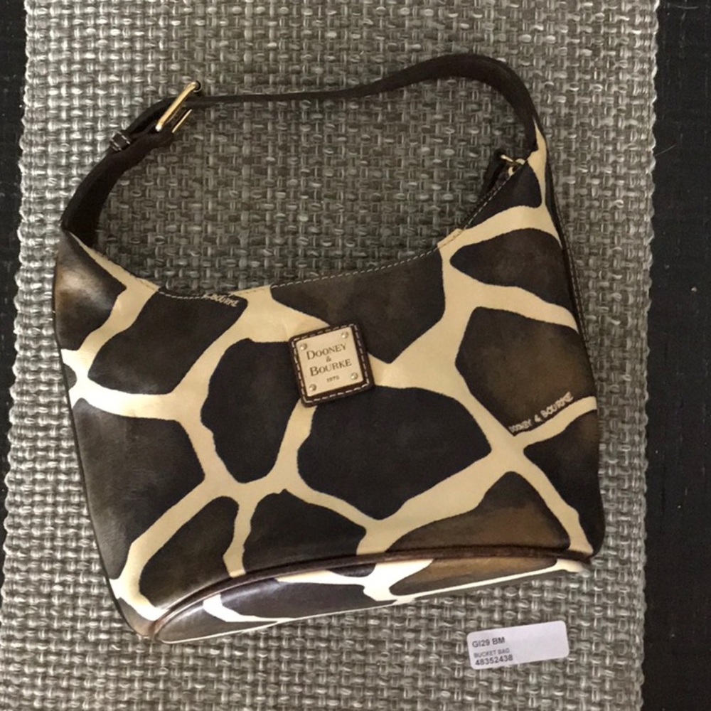Dooney & Bourke bucket bag